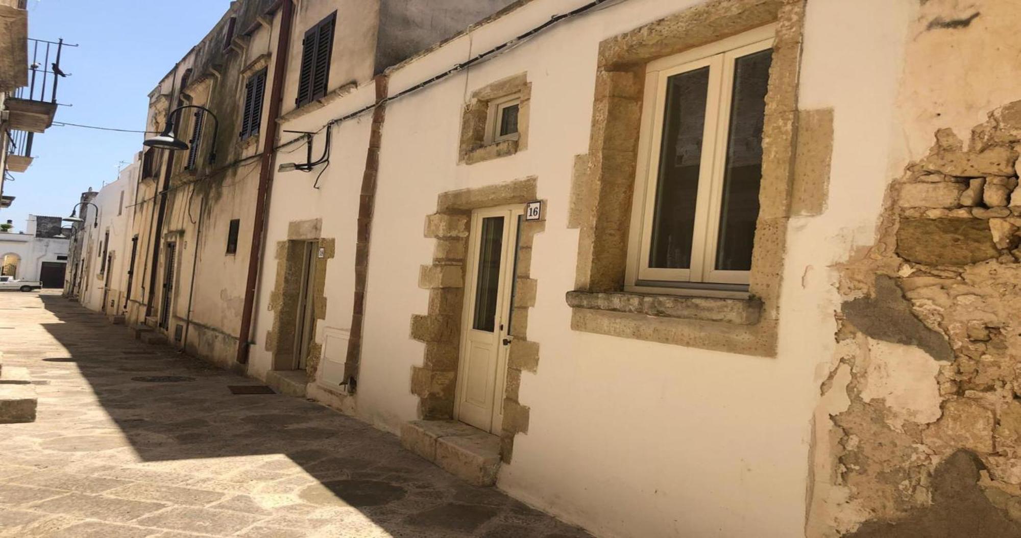 Odegos Monolocali Vico Sant'Antonio Villa Carpignano Salentino Kültér fotó