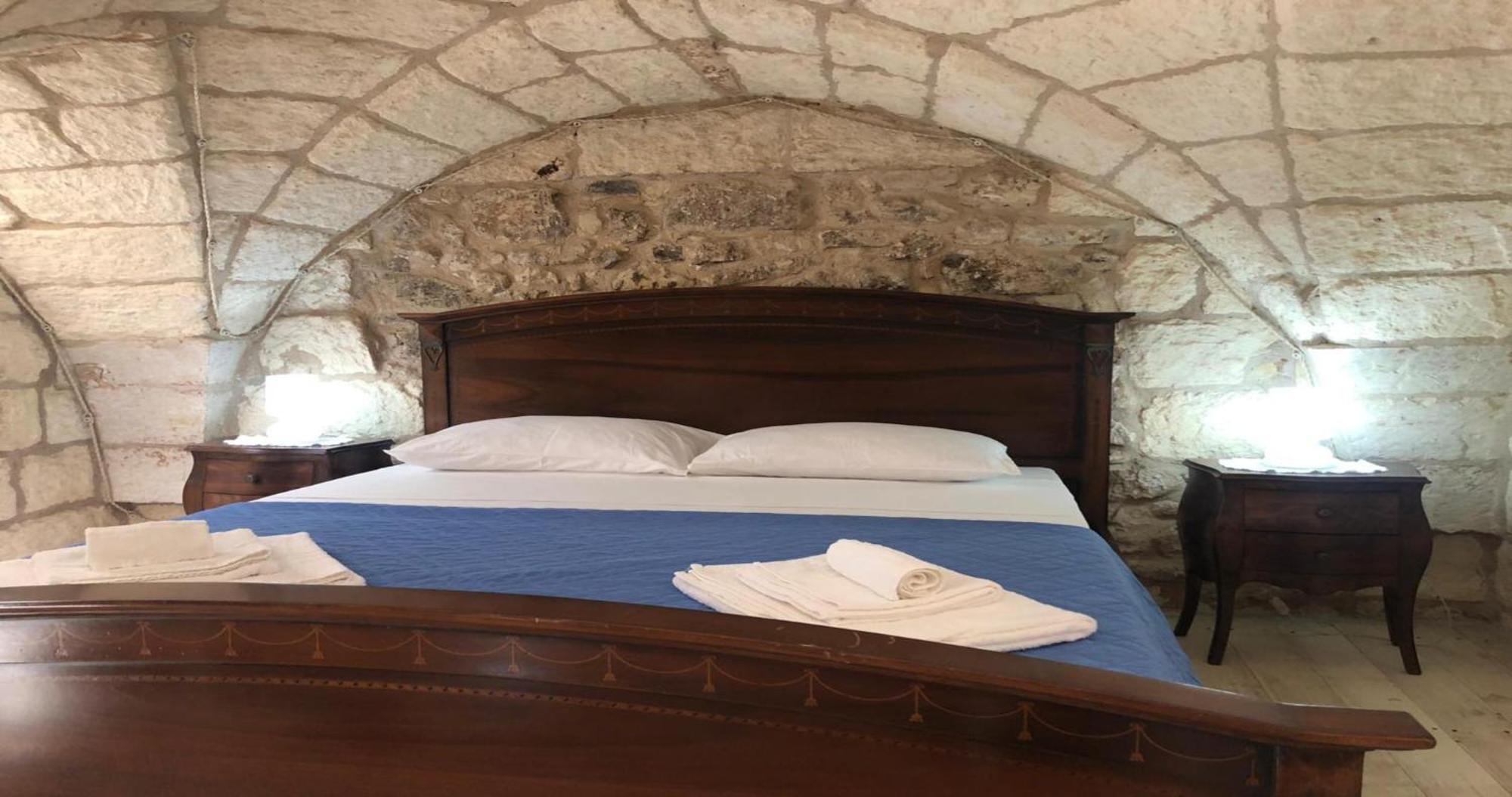 Odegos Monolocali Vico Sant'Antonio Villa Carpignano Salentino Kültér fotó