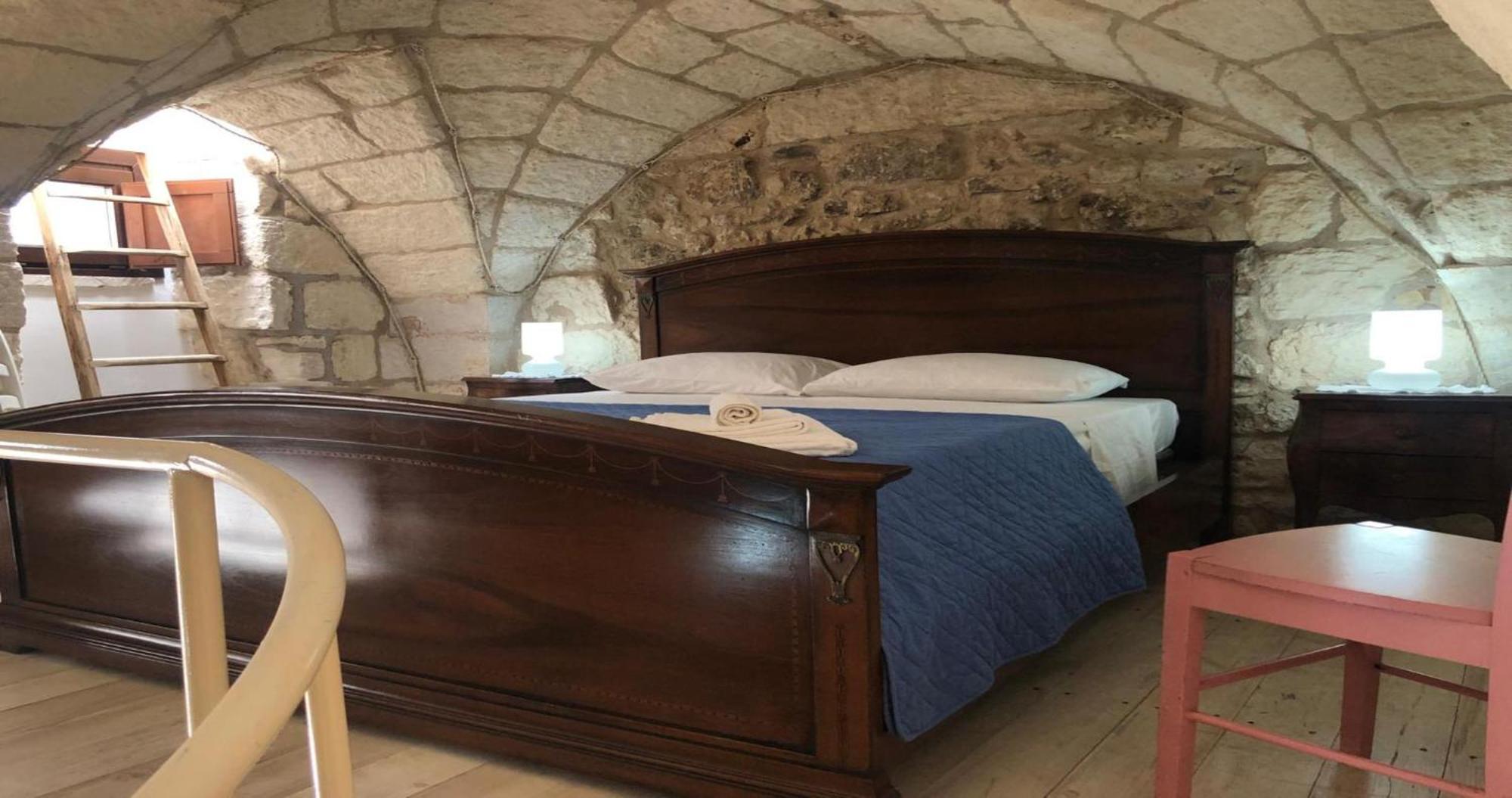 Odegos Monolocali Vico Sant'Antonio Villa Carpignano Salentino Kültér fotó